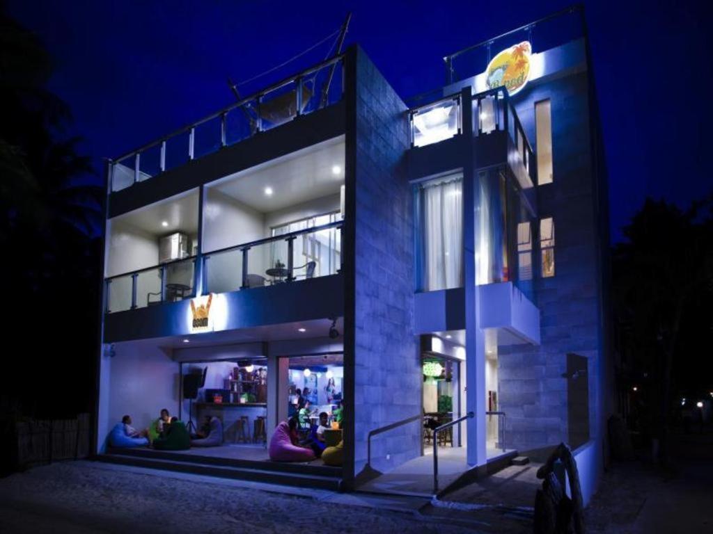 B Pod Hotel Manoc-Manoc Zewnętrze zdjęcie